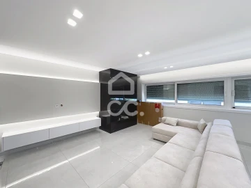 Moradia T4 para Venda em Outeiro Seco