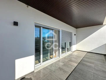 Moradia T4 para Venda em Outeiro Seco