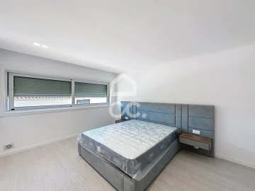 Moradia T4 para Venda em Outeiro Seco