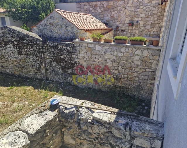 Moradia T2 para Venda em Nossa Senhora das Misericordias Foto 3