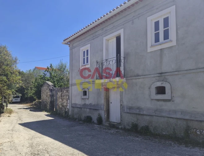 Moradia T2 para Venda em Nossa Senhora das Misericordias Foto 2