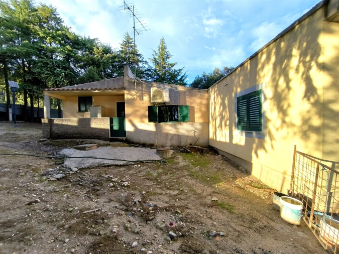 Moradia T0 para Venda em Salgueiro do Campo