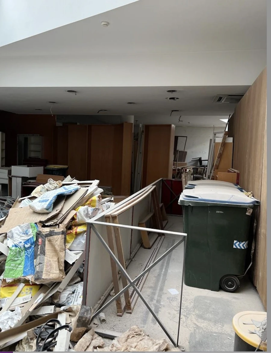 Loja para Arrendamento em Alvalade Foto 9