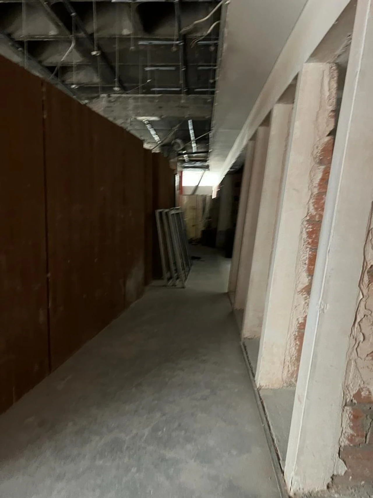 Loja para Arrendamento em Alvalade Foto 5