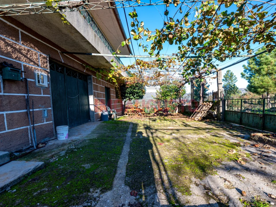 Moradia T2 para Venda em Sobral Pichorro e Fuinhas Foto 14