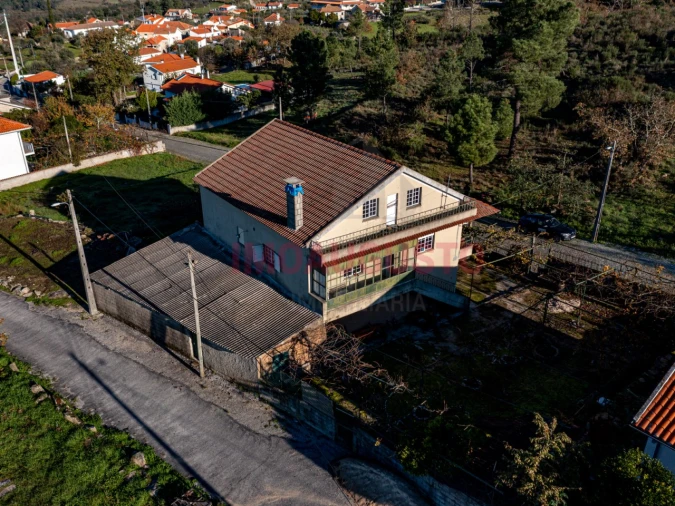 Moradia T2 para Venda em Sobral Pichorro e Fuinhas Foto 3