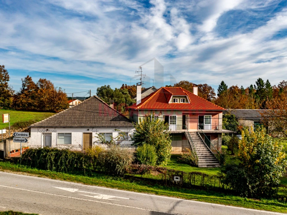 Moradia T5 para Venda em Quintas de São Bartolomeu Foto 2