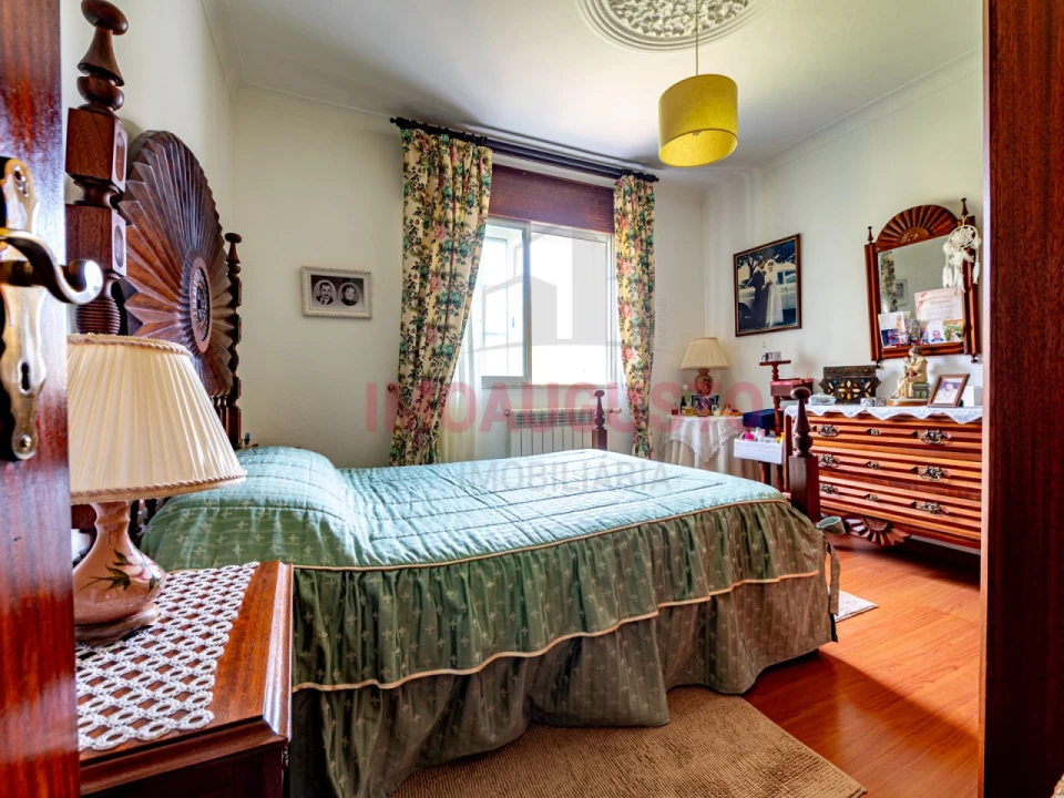 Moradia T5 para Venda em Quintas de São Bartolomeu Foto 10