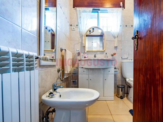 Moradia T5 para Venda em Quintas de São Bartolomeu Foto 11