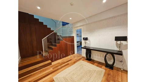 Apartamento T3 para Arrendamento em Cascais e Estoril