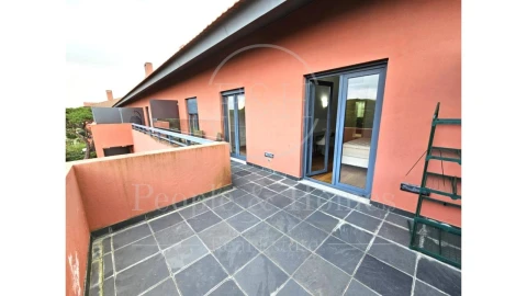 Apartamento T3 para Arrendamento em Cascais e Estoril