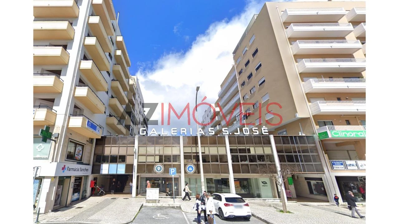 Negócio para Venda em Leiria, Pousos, Barreira e Cortes Foto 14