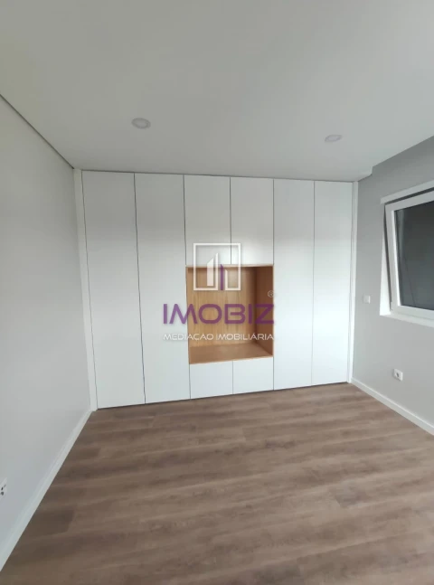 Moradia T3 para Venda em Santa Joana