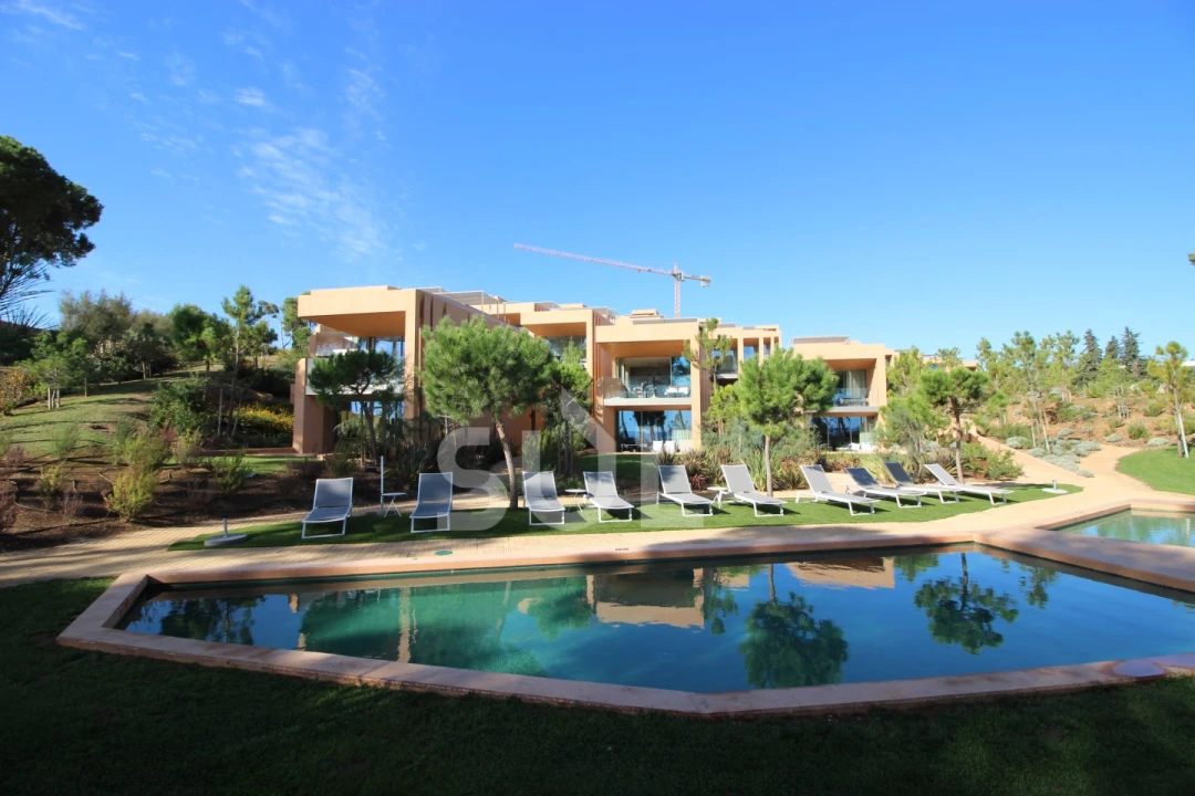 Apartamento T1 para Venda em Odiaxere Foto 1