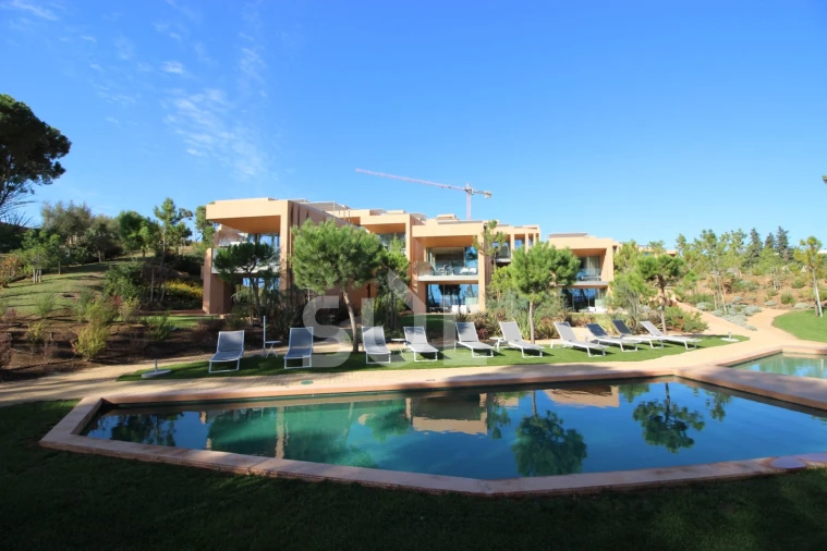 Apartamento T1 para Venda em Odiaxere