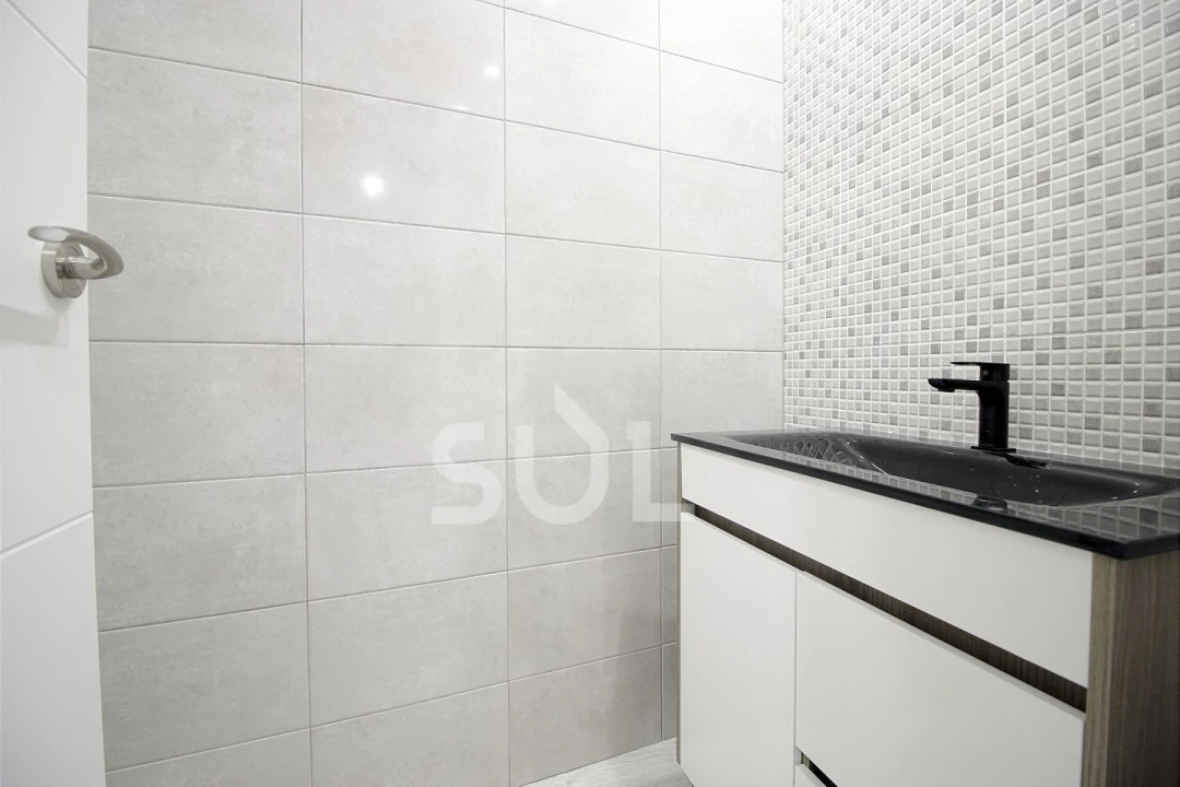 Apartamento T3 para Venda em Estômbar e Parchal Foto 6