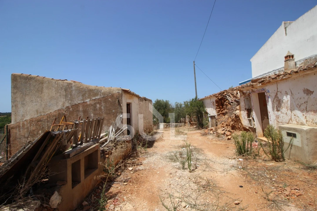 Terreno Misto para Venda em Silves Foto 2