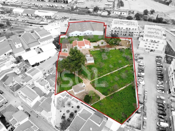 Terreno para Venda em Portimão Foto 1