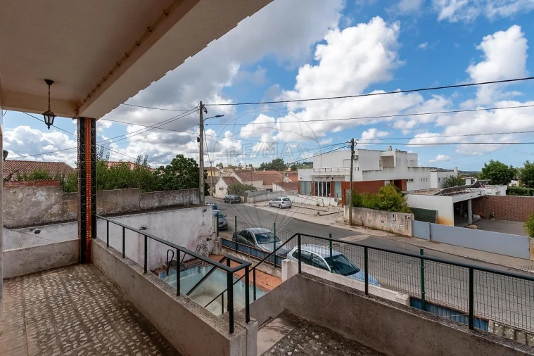 Moradia T3 para Venda em Santa Maria, São Pedro e Matacães Foto 38