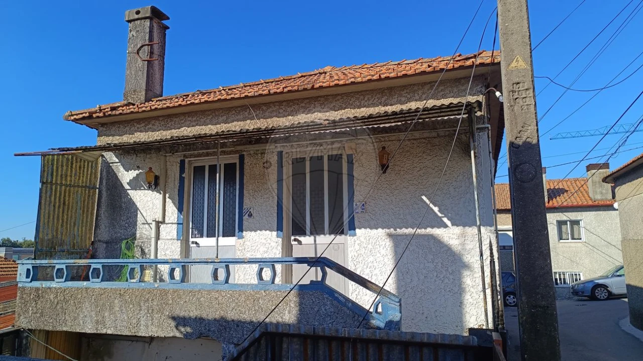 Moradia T3 para Venda em Santa Maria de Lamas Foto 18