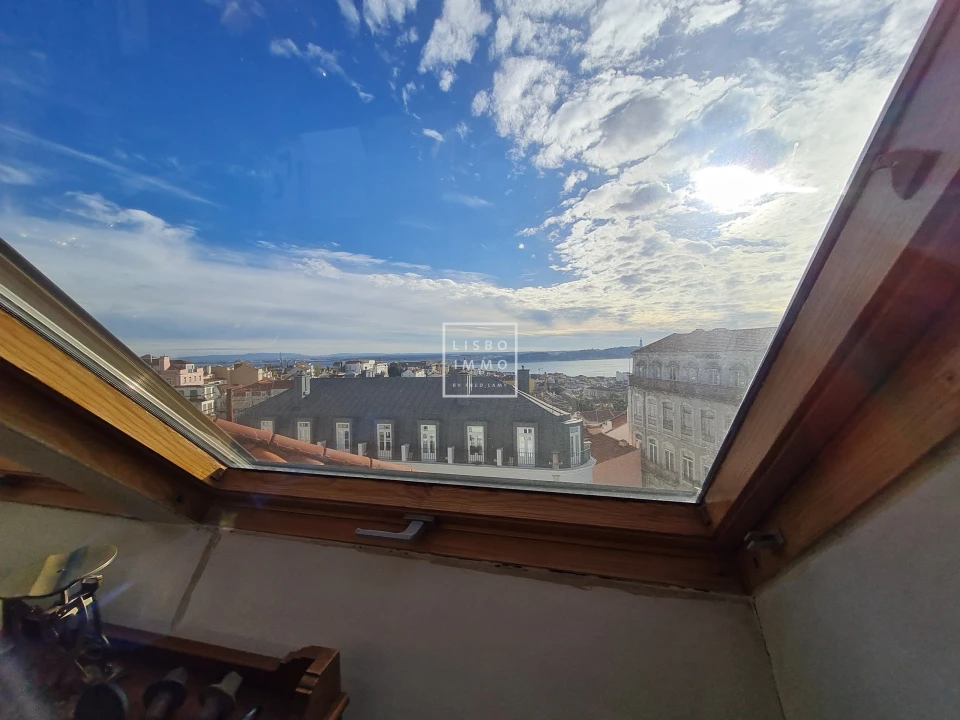 Apartamento T4 para Venda em Santo António Foto 24