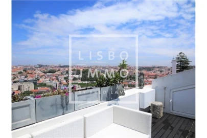 Apartamento T4 para Venda em Santo António