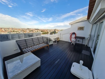 Apartamento T4 para Venda em Santo António