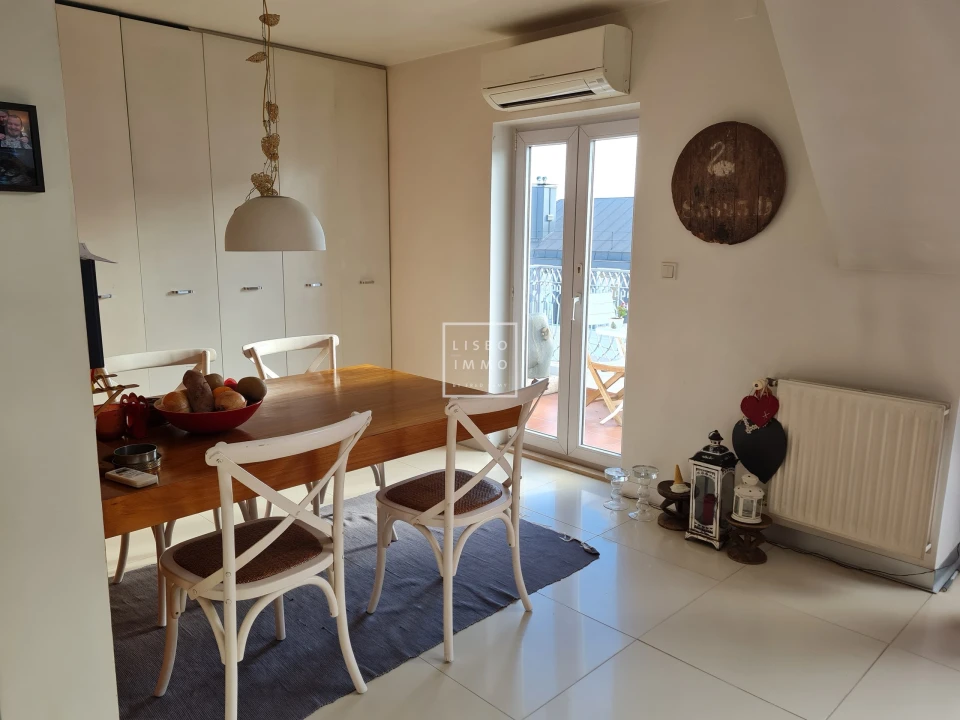 Apartamento T4 para Venda em Santo António Foto 13