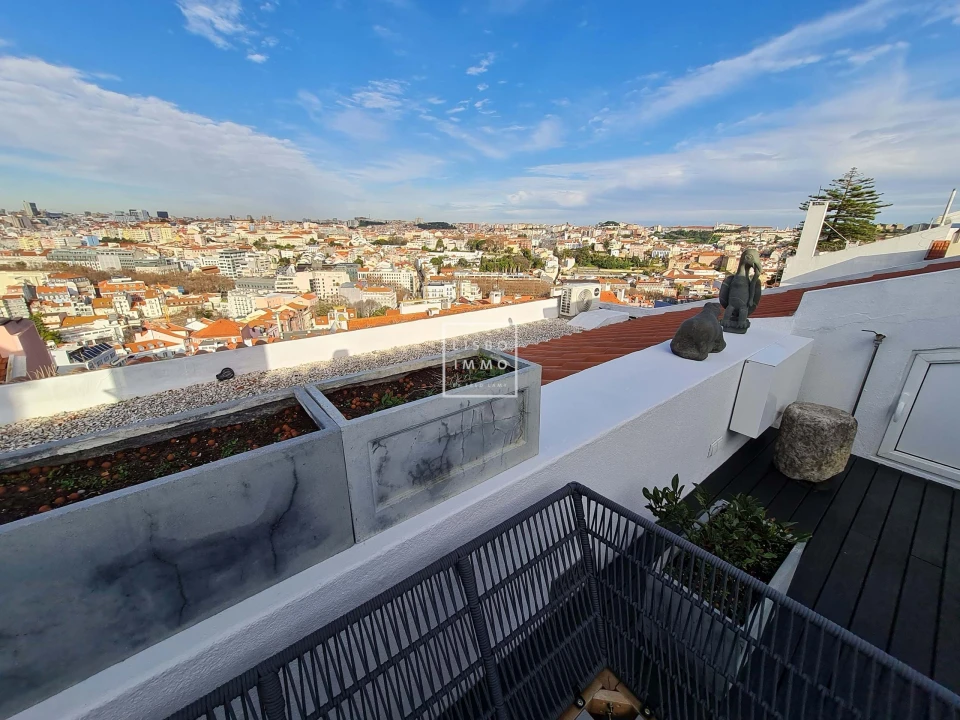 Apartamento T4 para Venda em Santo António Foto 26
