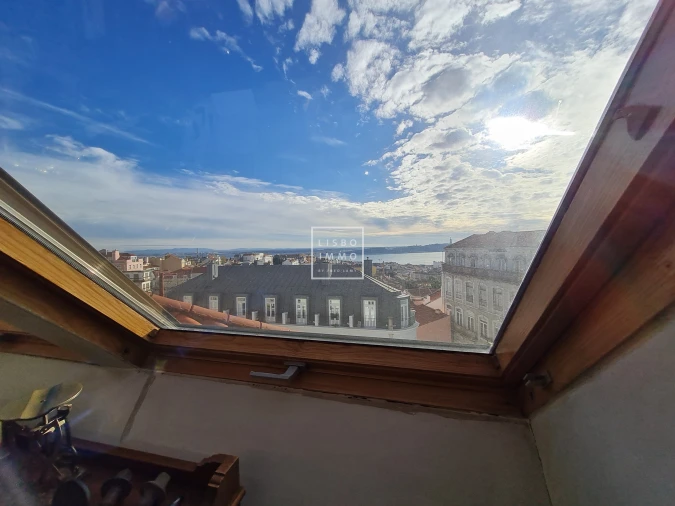 Apartamento T4 para Venda em Santo António Foto 24