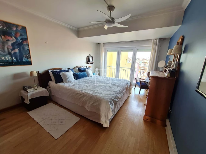 Apartamento T4 para Venda em Santo António Foto 20
