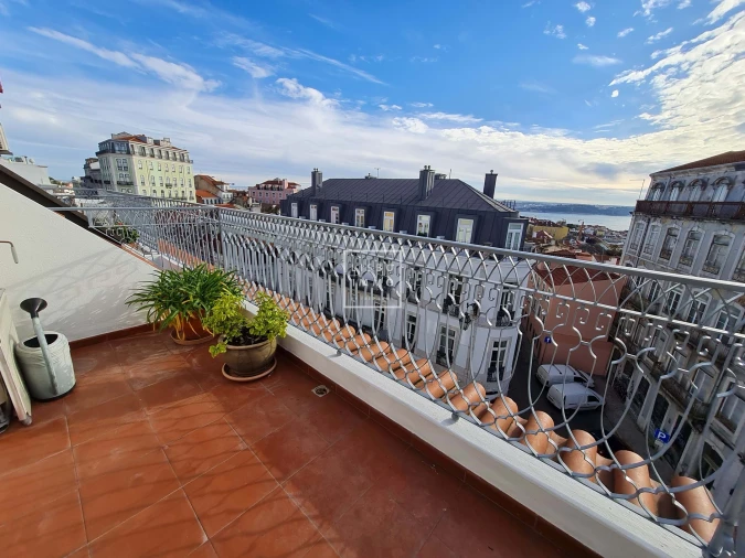 Apartamento T4 para Venda em Santo António Foto 19