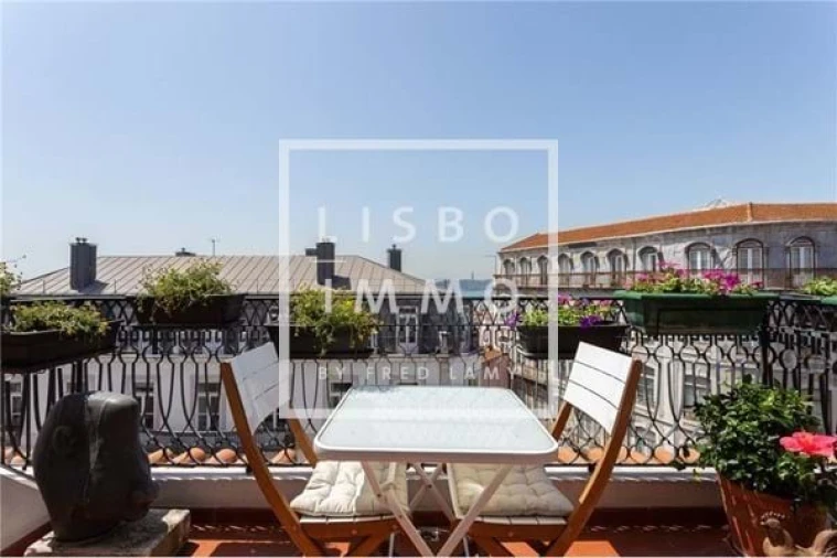 Apartamento T4 para Venda em Santo António Foto 34