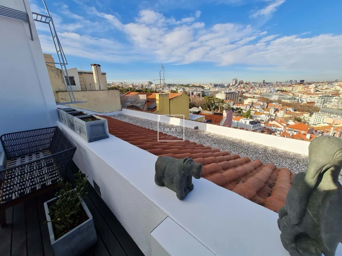 Apartamento T4 para Venda em Santo António Foto 25