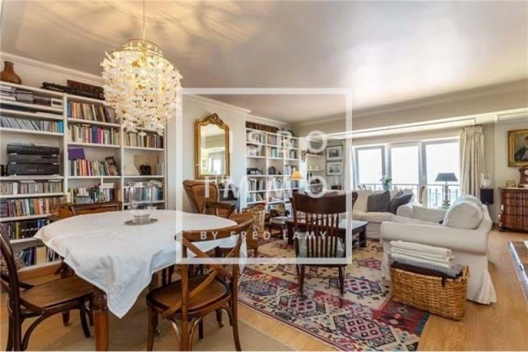 Apartamento T4 para Venda em Santo António Foto 31