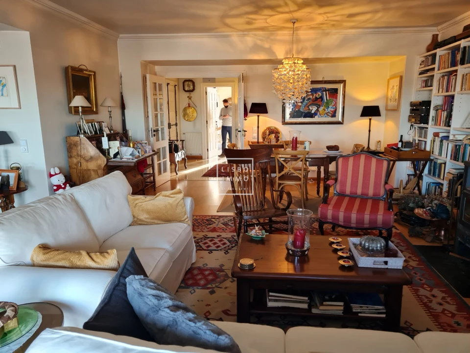 Apartamento T4 para Venda em Santo António Foto 9
