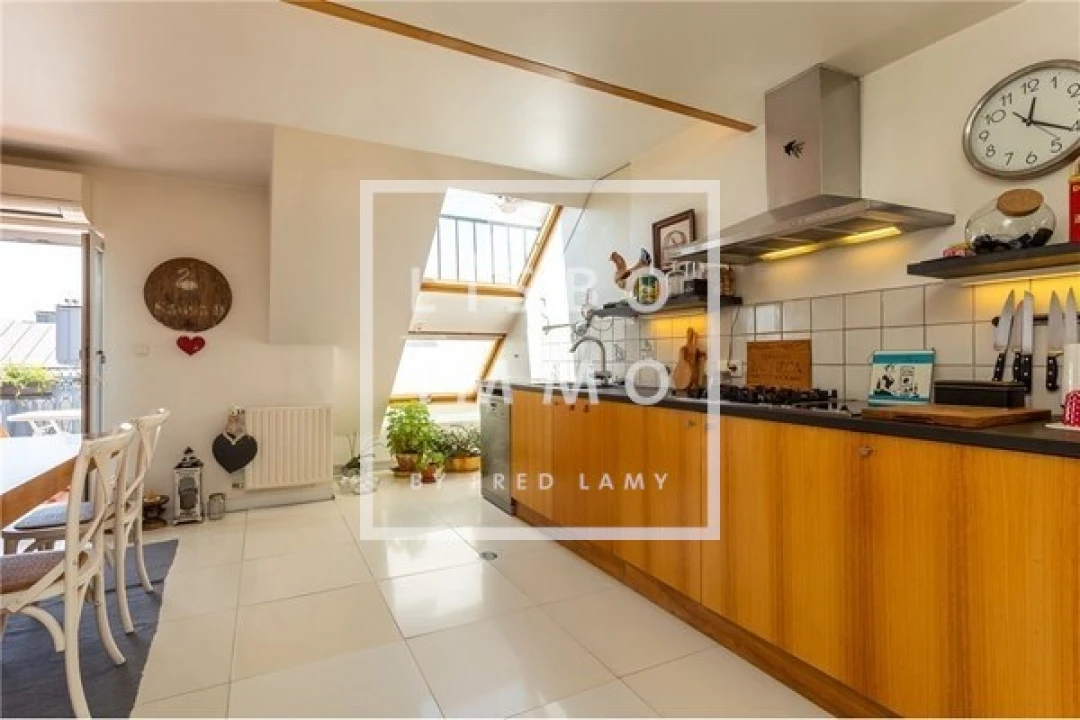 Apartamento T4 para Venda em Santo António Foto 36