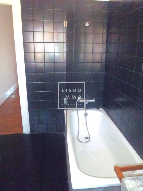 Apartamento T4 para Venda em Alcantara