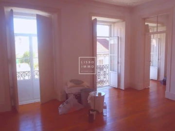 Apartamento T4 para Venda em Alcantara