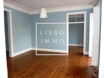 Apartamento T4 para Venda em Alcantara