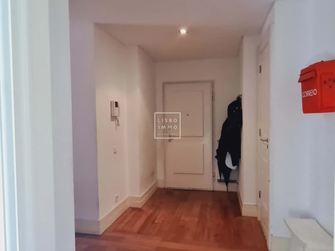 Apartamento T4 para Venda em Alcantara Foto 38