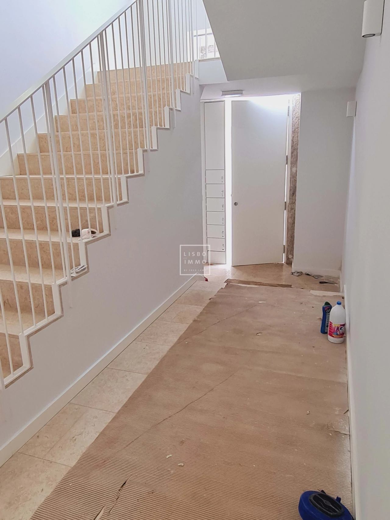 Apartamento T1 para Venda em Campo de Ourique Foto 25