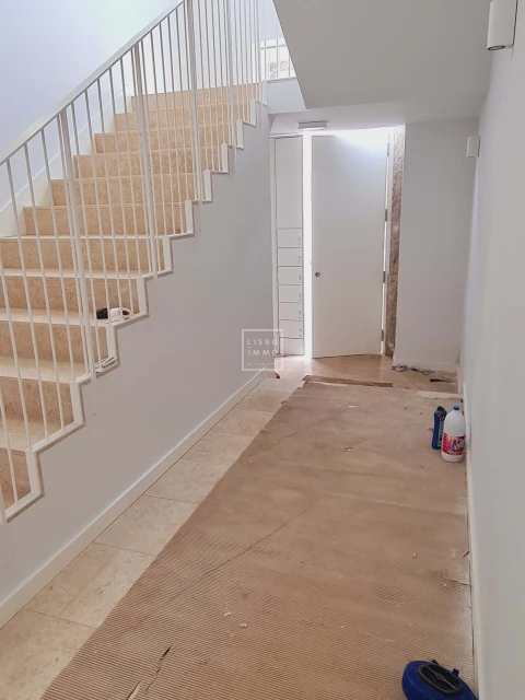 Apartamento T1 para Venda em Campo de Ourique