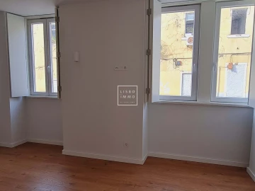 Apartamento T1 para Venda em Campo de Ourique
