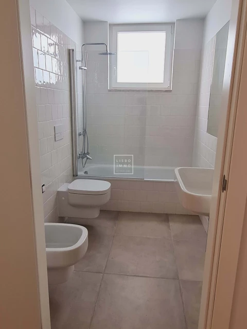 Apartamento T1 para Venda em Campo de Ourique