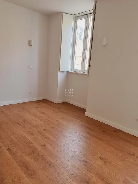 Apartamento T1 para Venda em Campo de Ourique