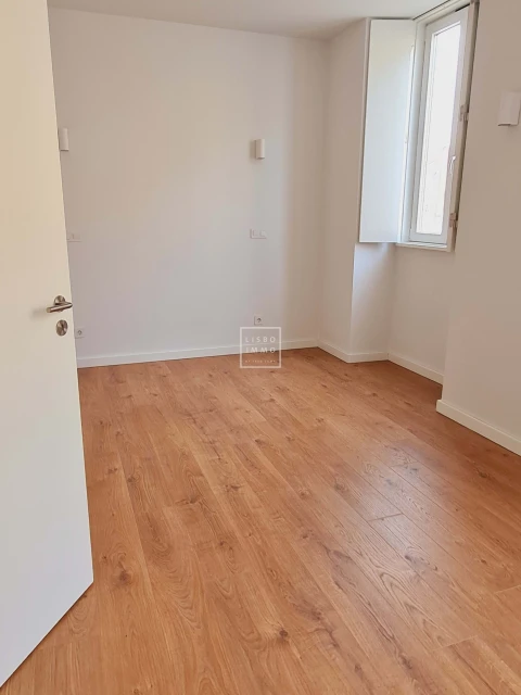 Apartamento T1 para Venda em Campo de Ourique