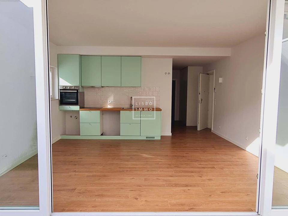 Apartamento T1 para Venda em Campo de Ourique Foto 10