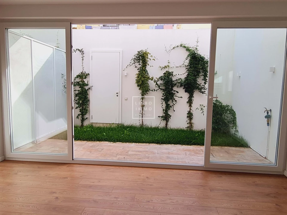 Apartamento T1 para Venda em Campo de Ourique Foto 7