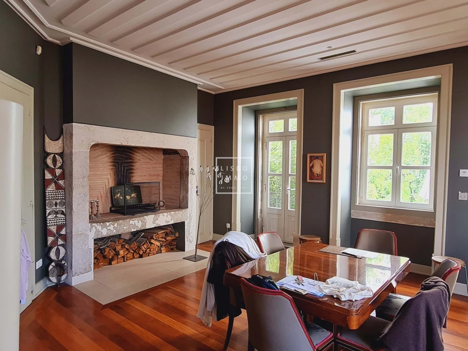 Moradia T9 para Venda em Santa Maria Maior Foto 16